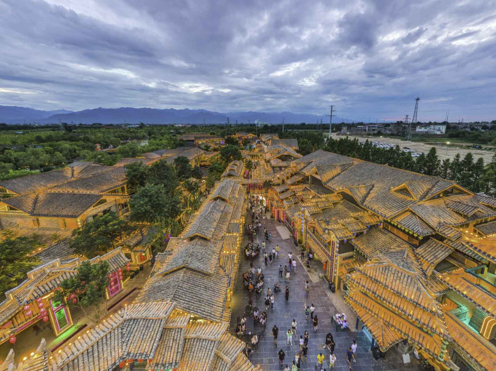 吉林VR全景拍摄中的交互革命：从基础导航到个性化体验的全面解析